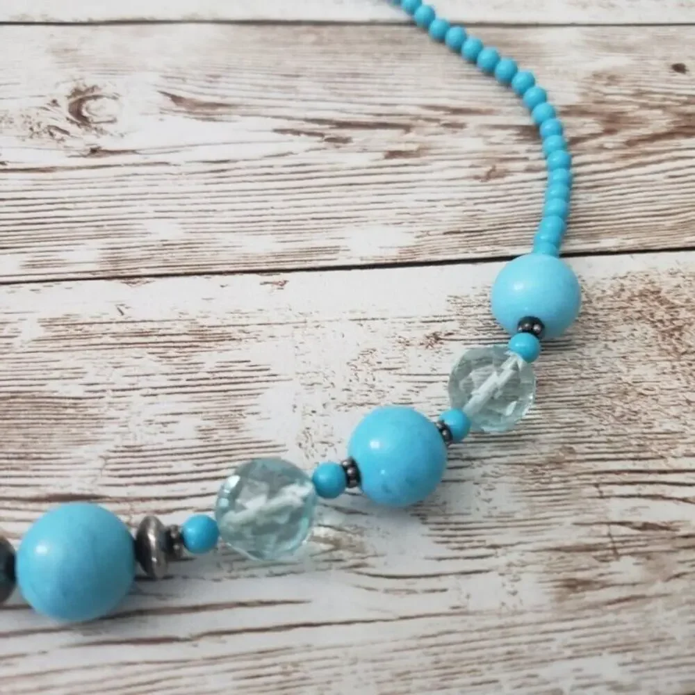 Vintage Necklace - Turquoise Tone Circular Beads Unusual